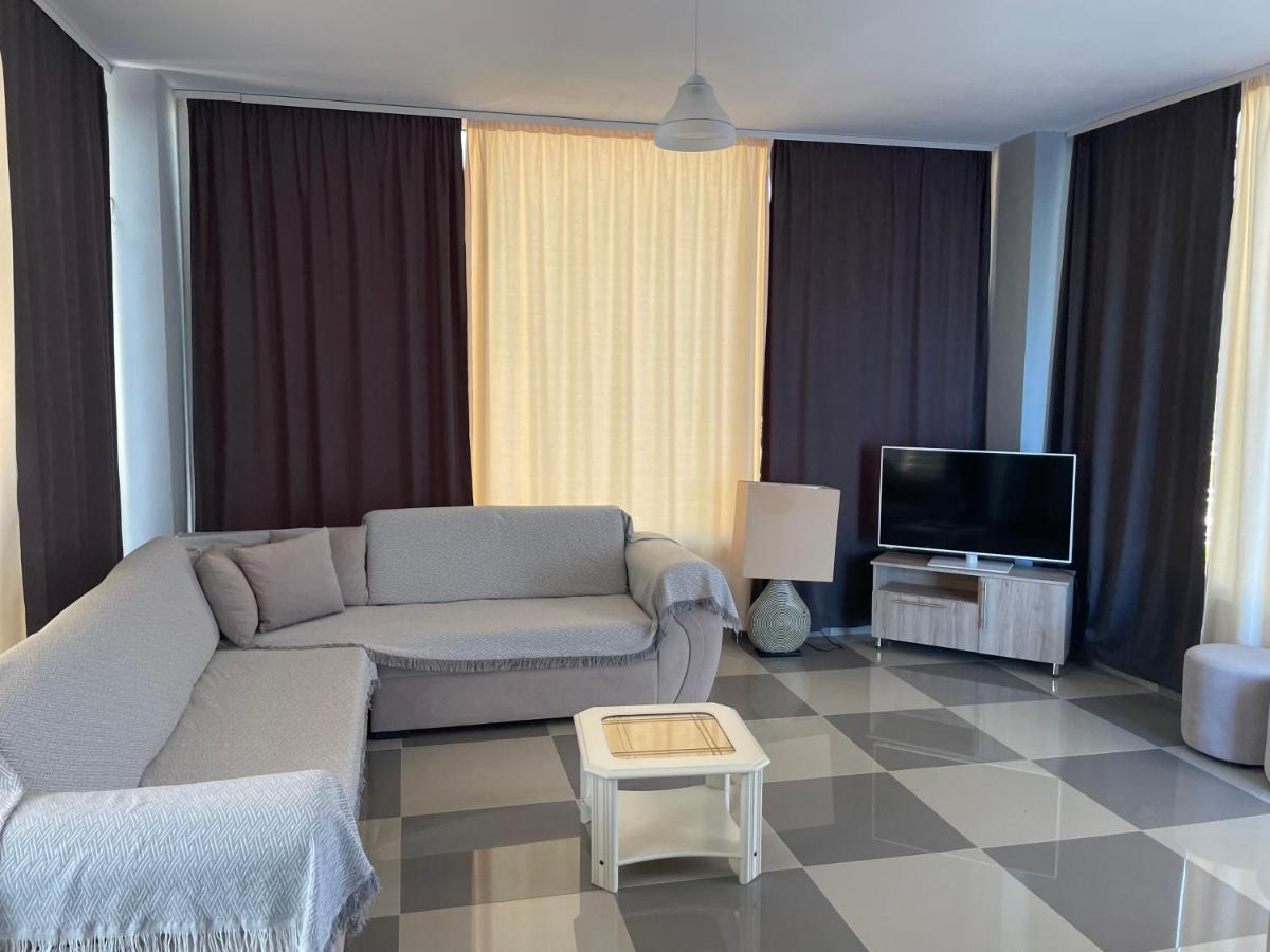 Vitamin Sea Sarandë Eksteriør billede