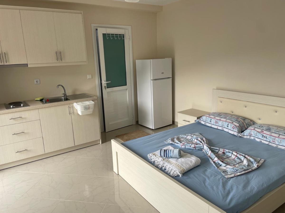 Vitamin Sea Sarandë Eksteriør billede
